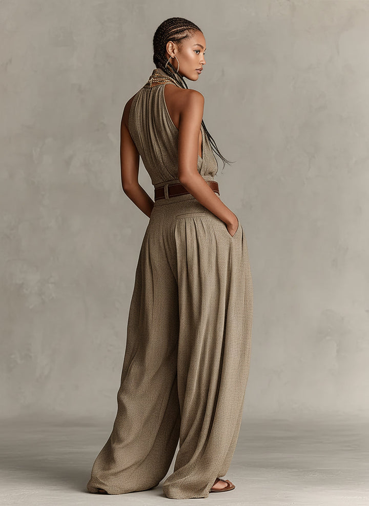 Caterina | Tuta met wijde pijpen in taupe met een boho-stijl halternek