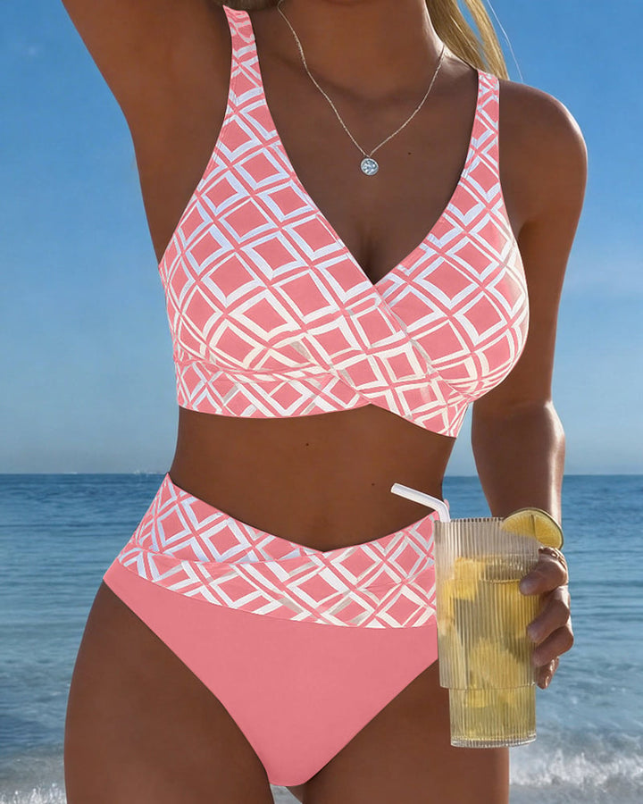 Twee-delige Bikini Met Bh-Snit En Diamantpatroon