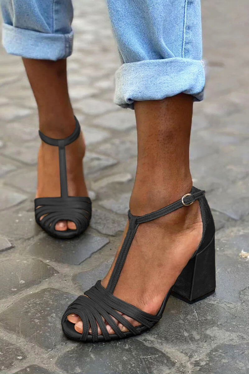 ELEGANTE SANDALEN MET T-STRAP
