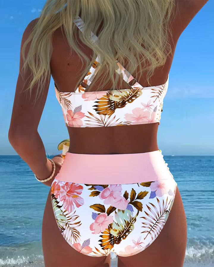 Bikini met contrasterende bloemenprint en split