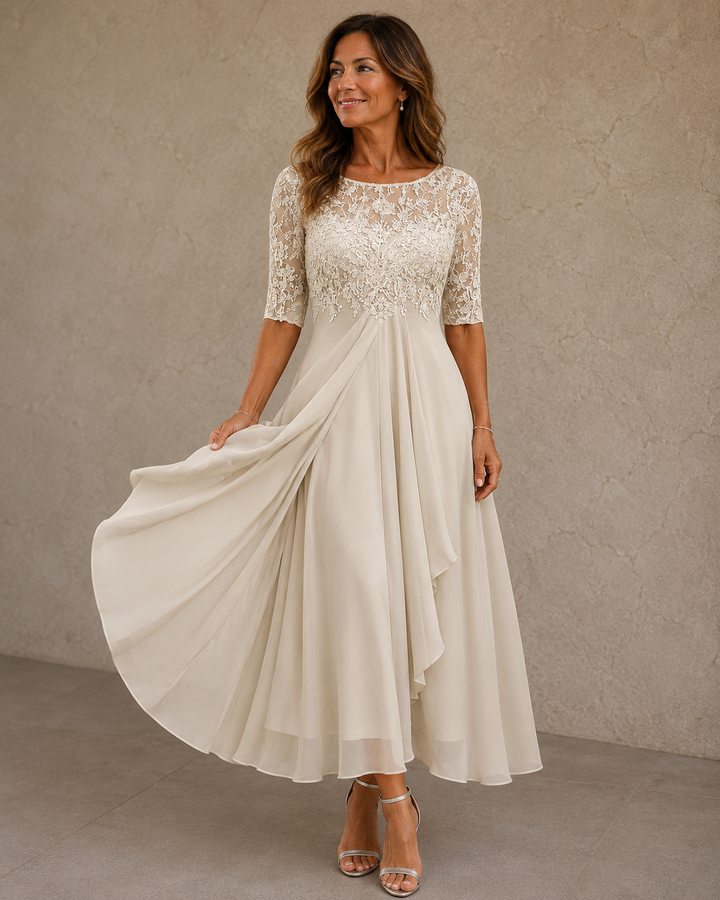 Maria | Elegante Jurk in Kant en Chiffon