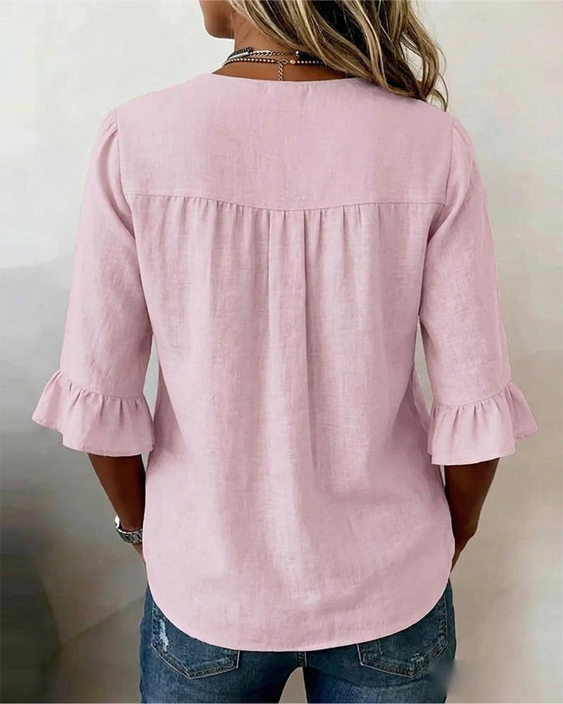 Sophia Blouse unicolor katoen-linnen met houten knopen en volant