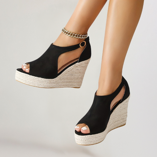Lena | Hakken Sandalen