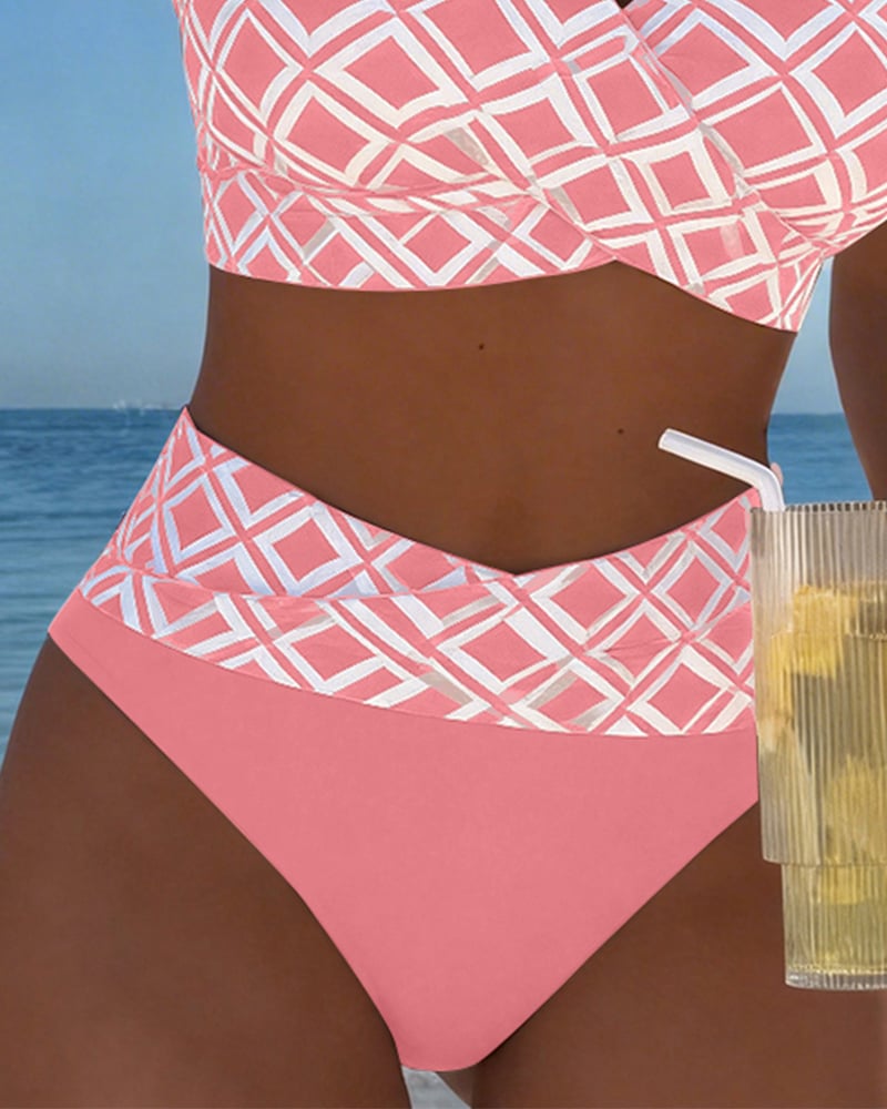 Twee-delige Bikini Met Bh-Snit En Diamantpatroon