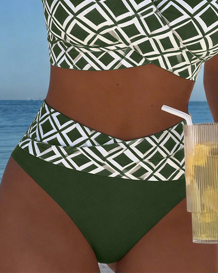 Twee-delige Bikini Met Bh-Snit En Diamantpatroon