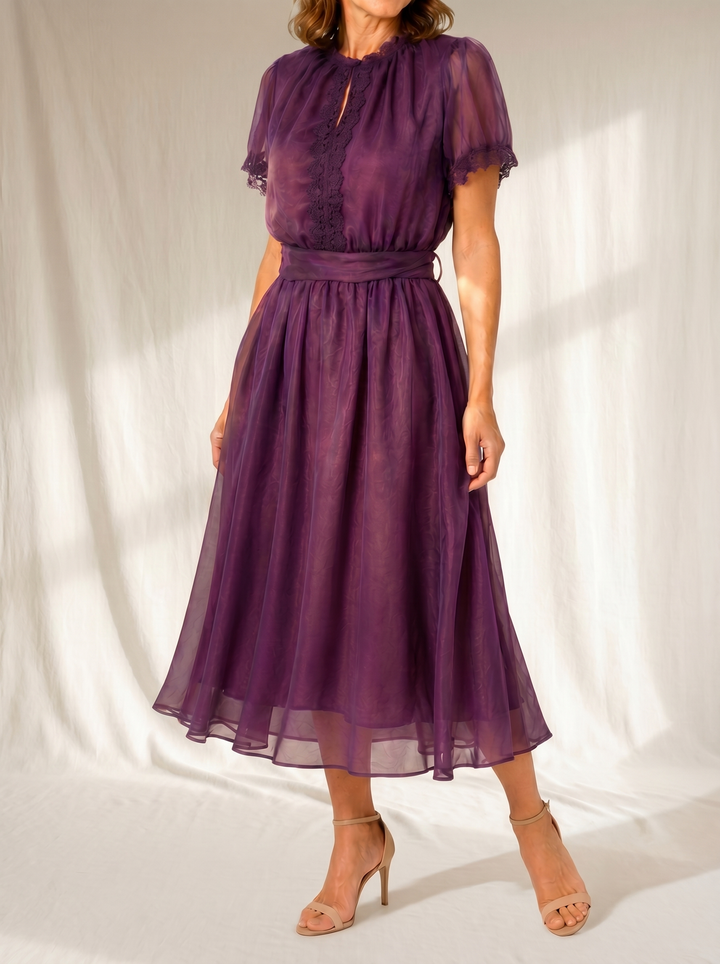 Flavia | Maxi Jurk met Daaldecolleté en Kant Chiffon Rand