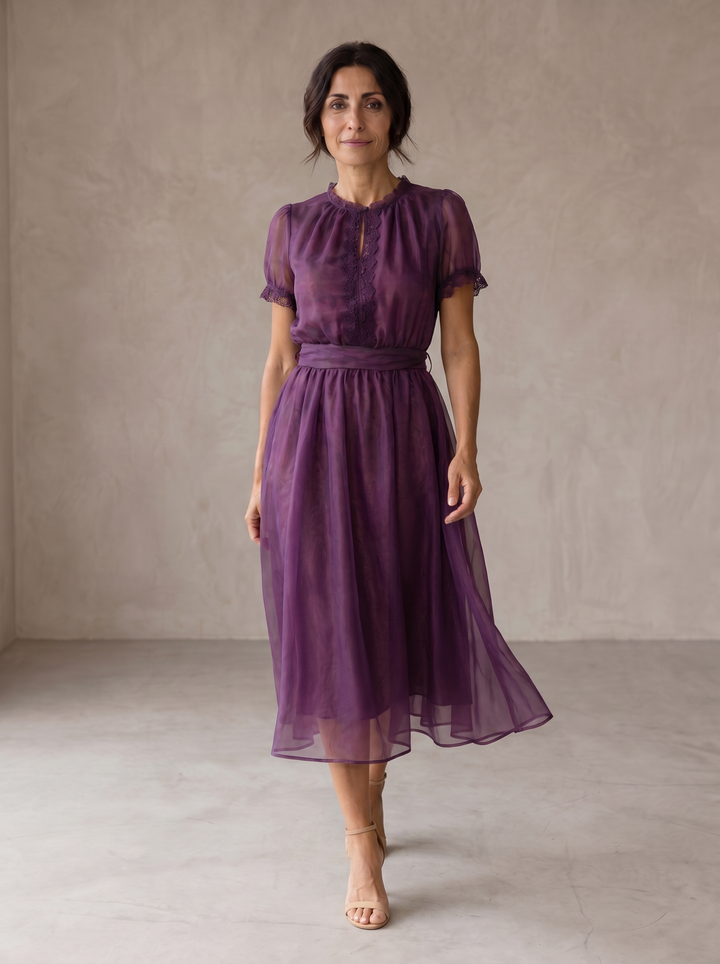 Flavia | Maxi Jurk met Daaldecolleté en Kant Chiffon Rand
